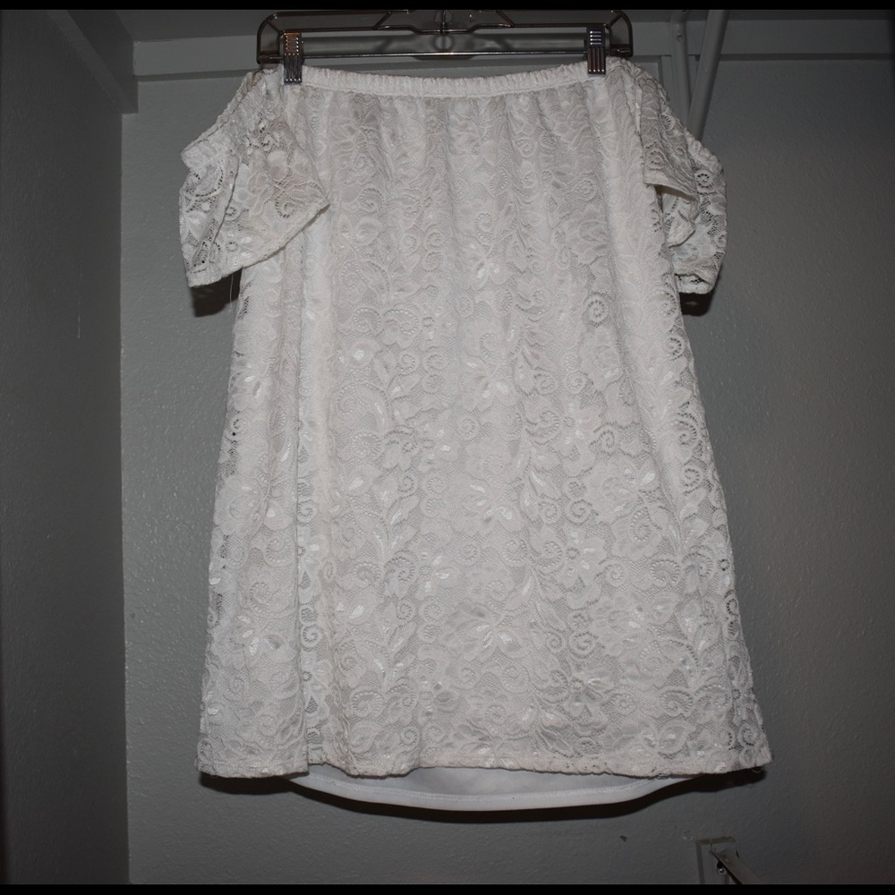 Lace Off-the-Shoulder Dress